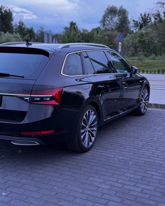 Skoda Superb cena 128000 przebieg: 126000, rok produkcji 2020 z Gliwice małe 56